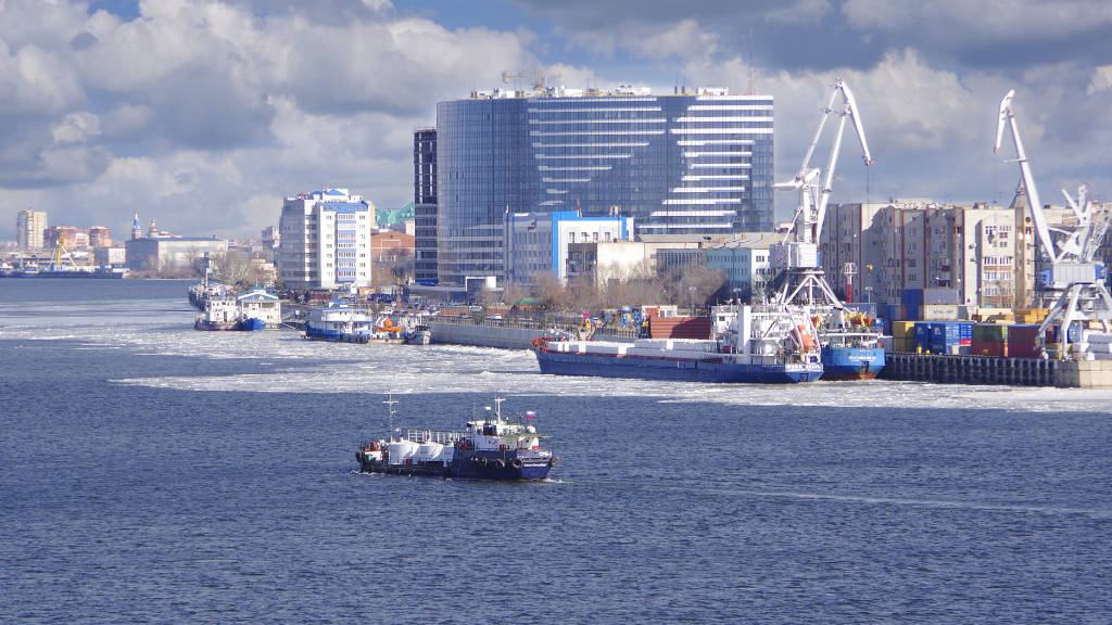 Astrakhan port1