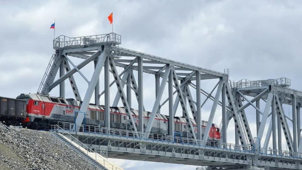 China Russia railway bridge